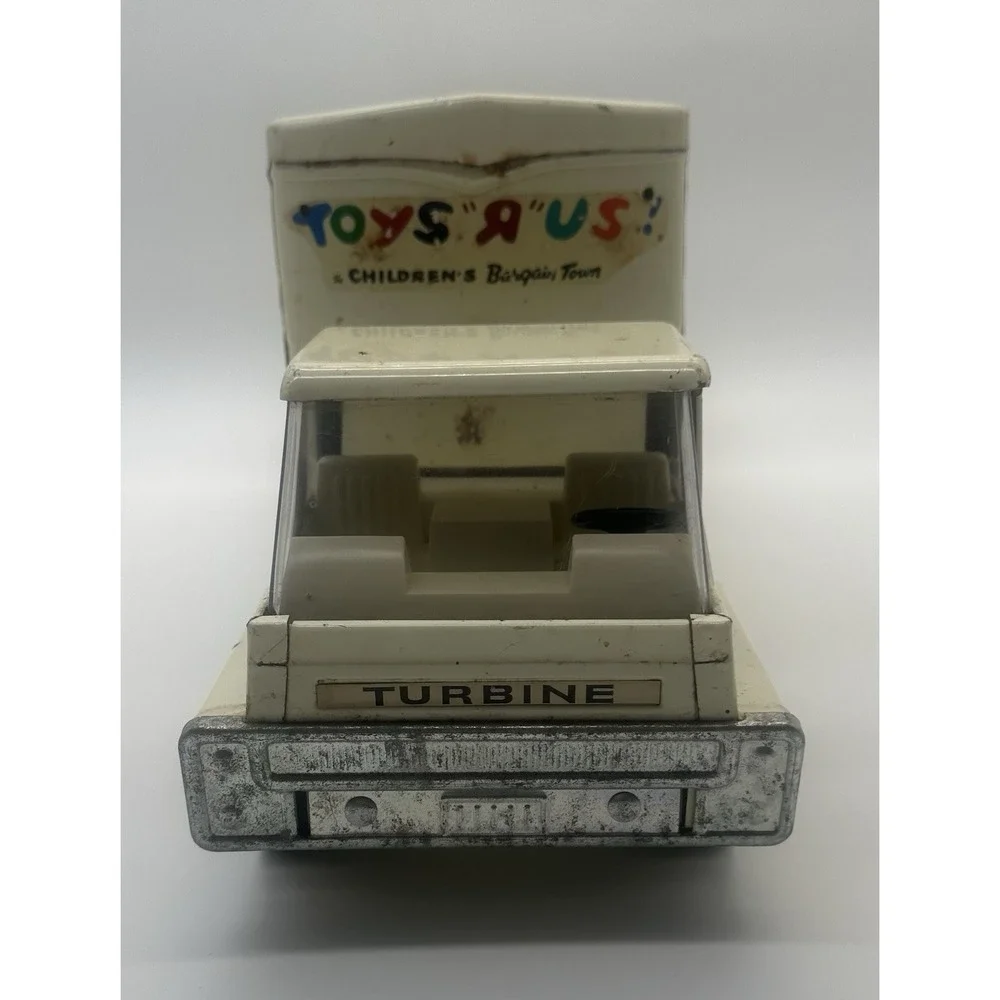 VINTAGE 1960'S STRUCTO TOYS R US SEMI TRUCK & TRAILER